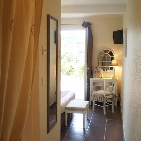 Les Roziers Casa de hóspedes 3*